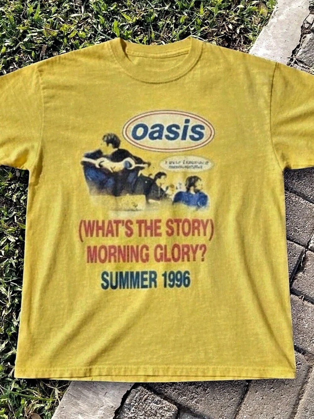 Gildan Oasis Morning Glory Summer 1996 Graphic T-Shirt Daisy For Unisex